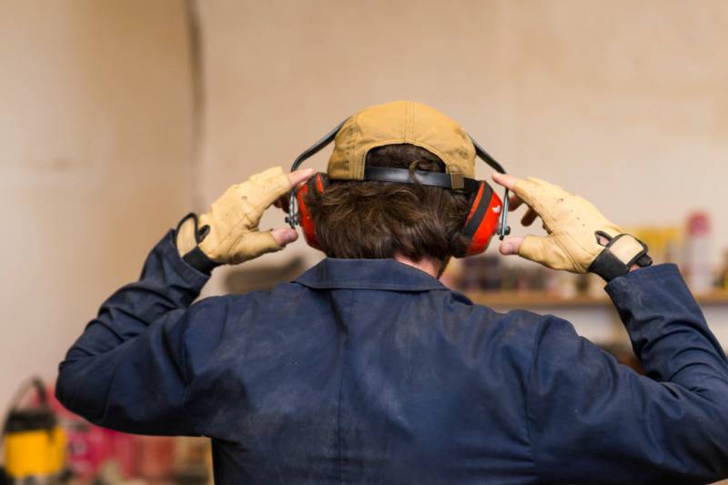 prevenção de perda auditiva induzida por ruído