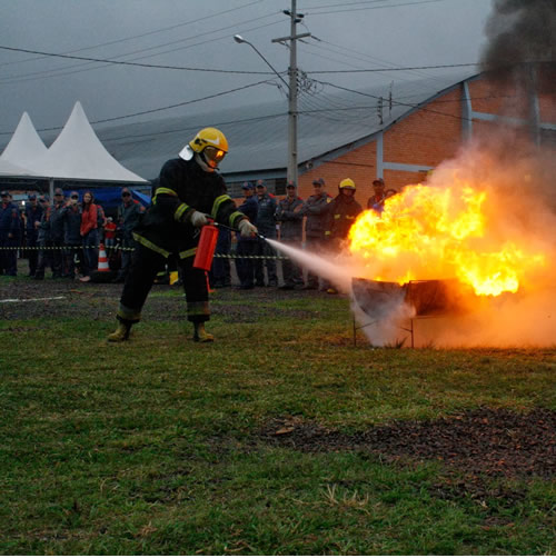 Curso NR 23 Básico de Combate a Incêndio